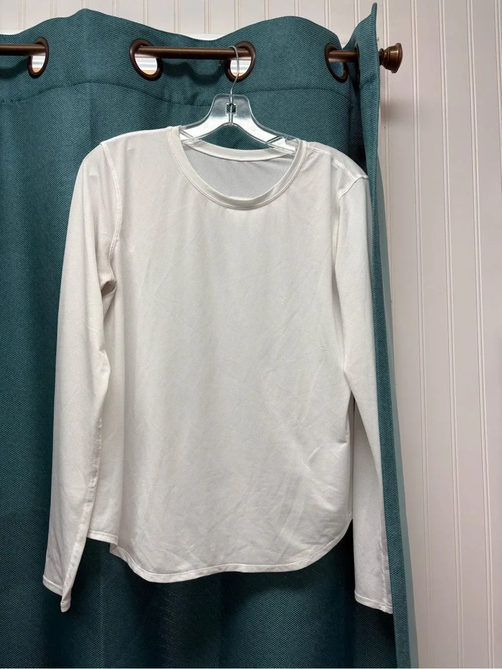 lululemon athletica excellent size measurement